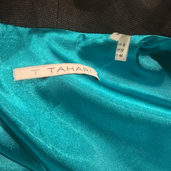 T Tahari Fitted Blazer - Picture 4 of 5